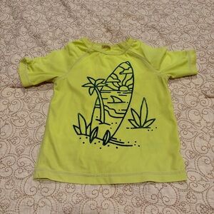 Old Navy Boys Yellow Surfboard Rashguard Size 4T